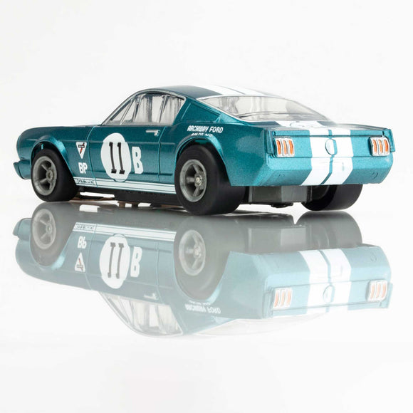 HO Shelby GT350R 1965 Donohue Slot Car, White/ Blue