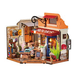 Rolife Corner Bookstore, DIY Miniature House Kit