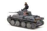 1/35 Panzer 38 (T) AUSF. E/F Tank Plastic Model Kit