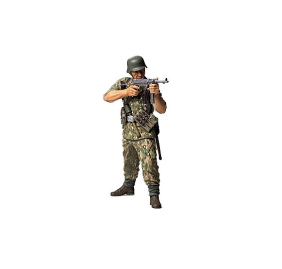 1/16 WWI German Infantryman, Elite Plastic Model